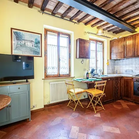 The Sunflower Apartment *