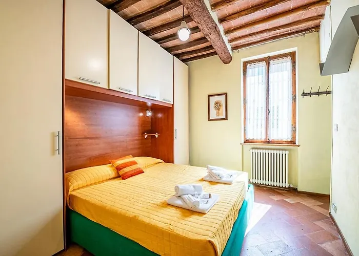 The Sunflower Apartment *