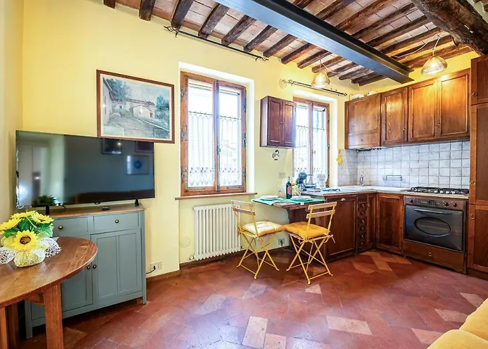 The Sunflower Apartment *