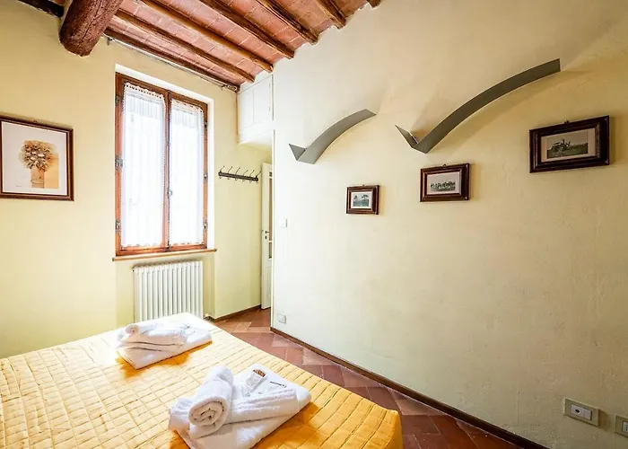 The Sunflower Сиена